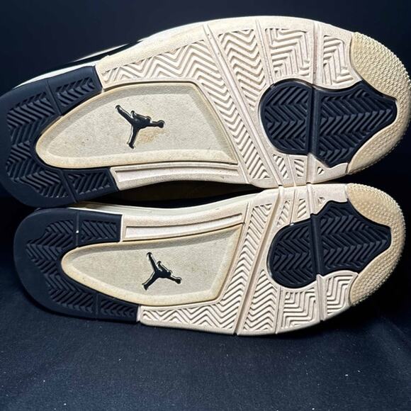 Size 7 - Wmns Nike Air Jordan 4 Retro Mushroom Women's Shoes - Picture 6 of 8